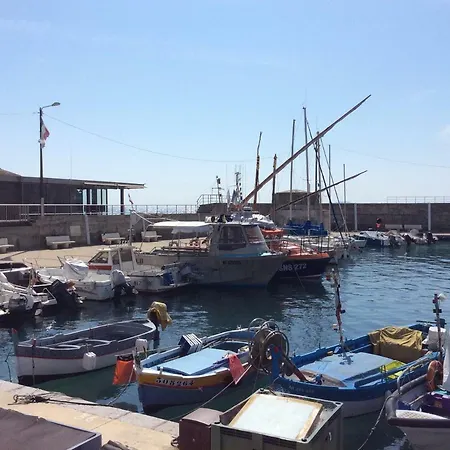 Port Immo Lido Doges 아파트 *